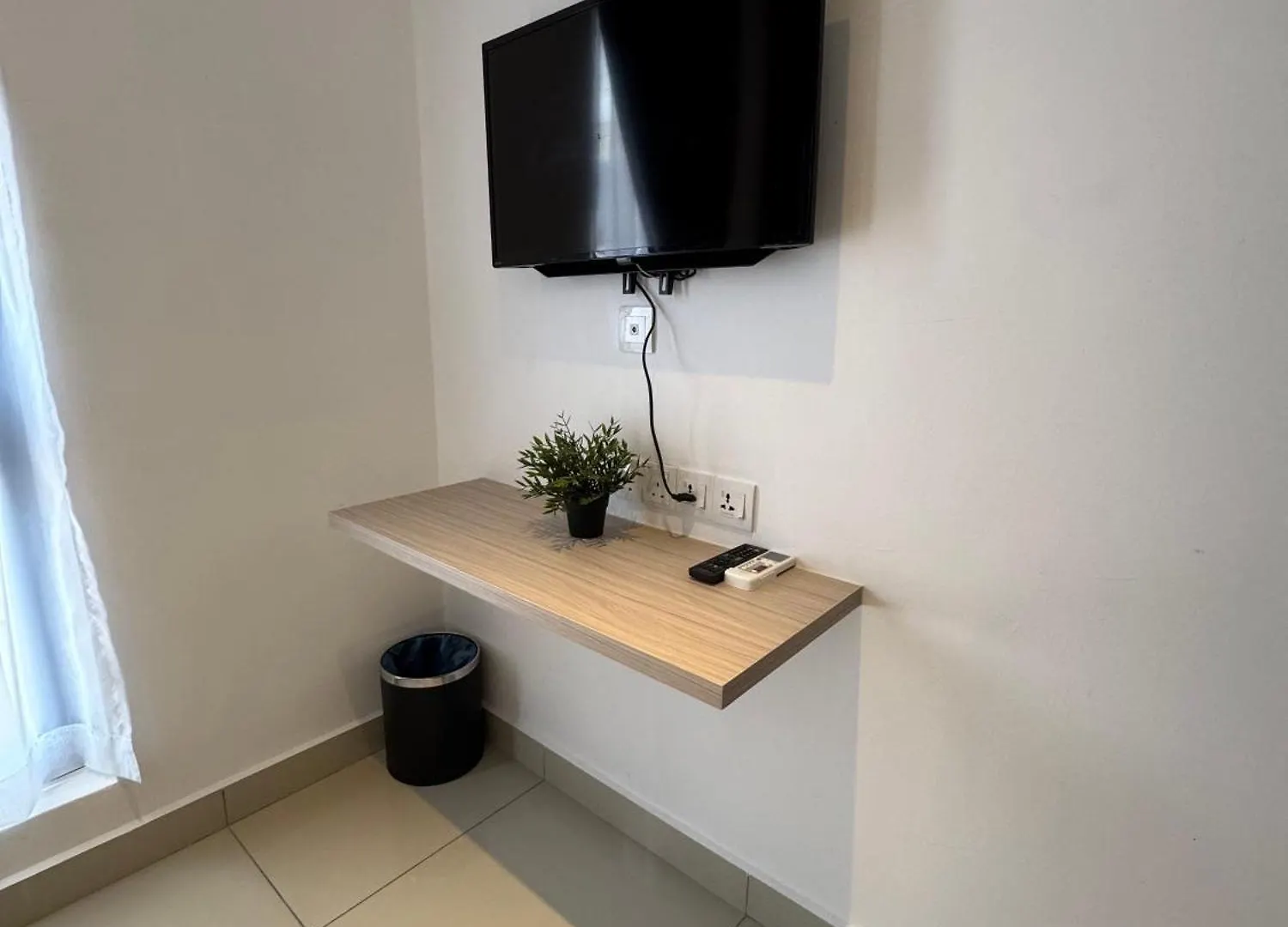 ג'ורג' טאון Maca Hotel By Sky Hive