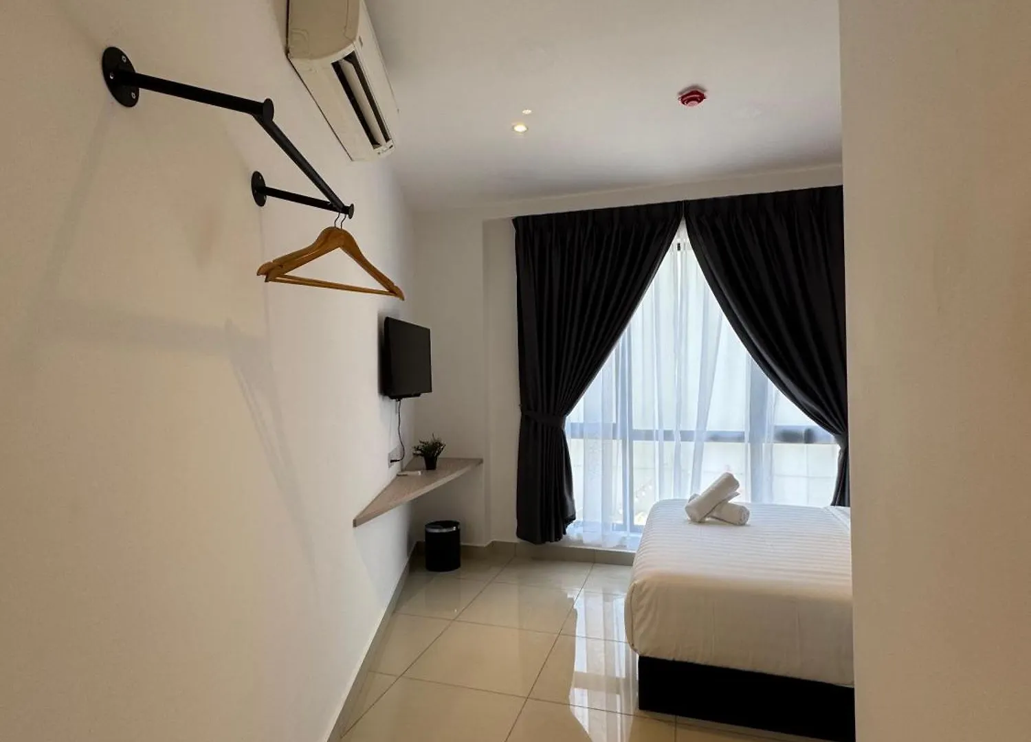 ג'ורג' טאון Maca Hotel By Sky Hive